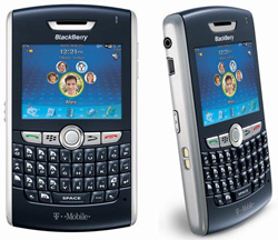 blackberry-8820-memory-card